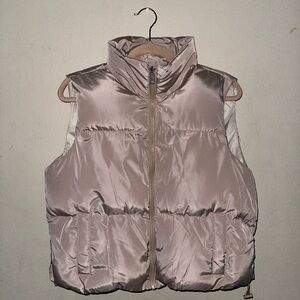 New with Tag | Charlotte Russe Tan Sleeveless Puffer Vest Size Medium
